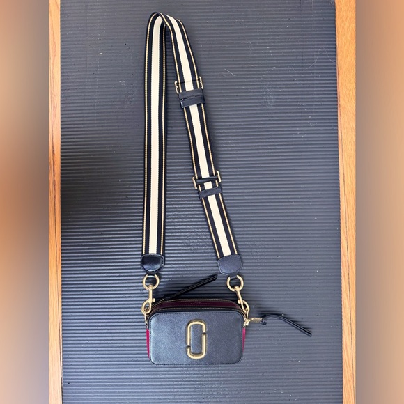 Marc Jacobs The Snapshot Crossbody Bag - Picture 3 of 5